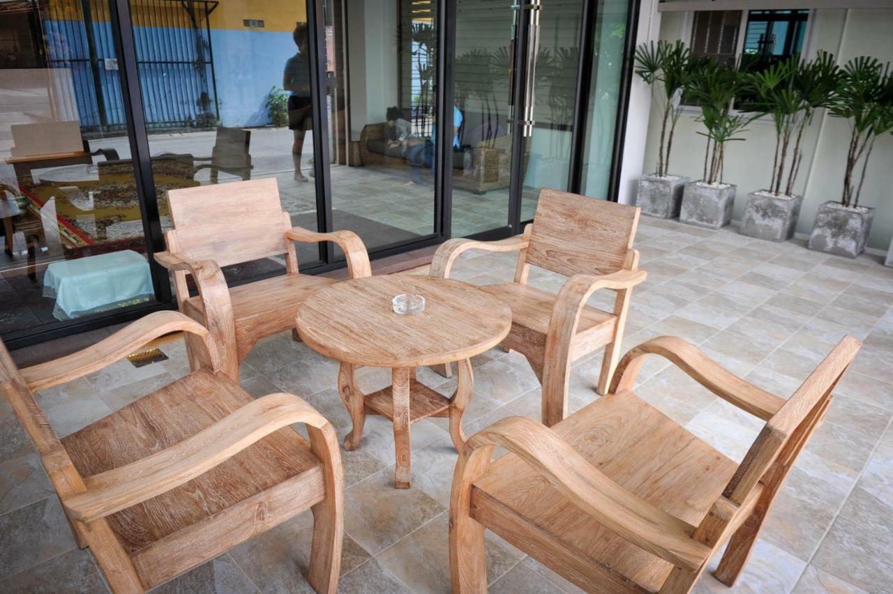 Отель Baai Baai Mansion Хатъяй Экстерьер фото